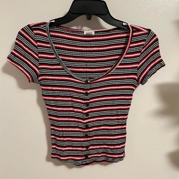 Cropped shirt - Picture 1 of 4